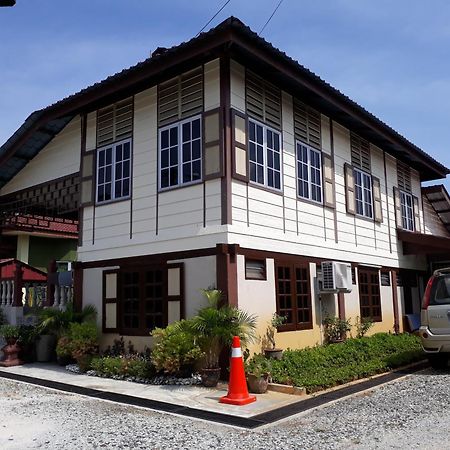Teratak Opah Kamunting Hotel Taiping Exterior foto