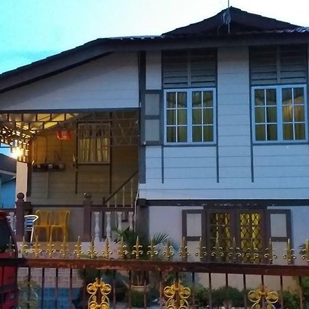 Teratak Opah Kamunting Hotel Taiping Exterior foto
