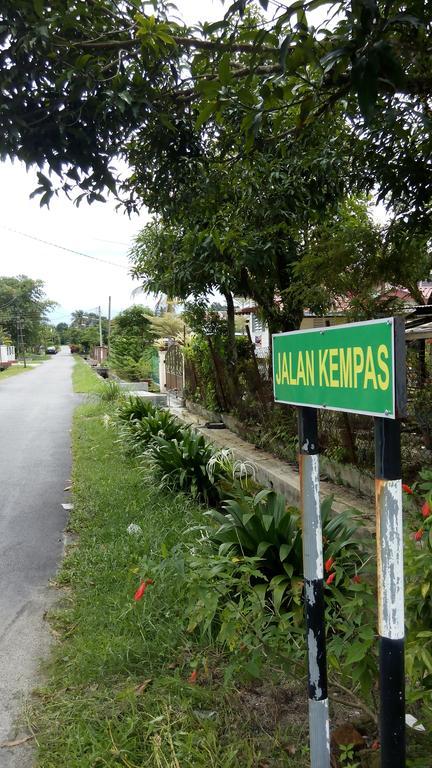 Teratak Opah Kamunting Hotel Taiping Exterior foto