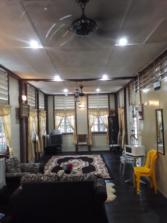 Teratak Opah Kamunting Hotel Taiping Exterior foto