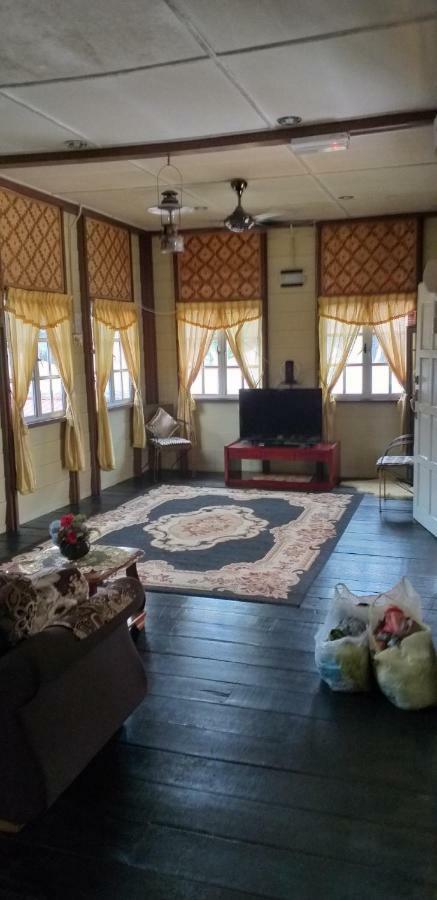 Teratak Opah Kamunting Hotel Taiping Exterior foto