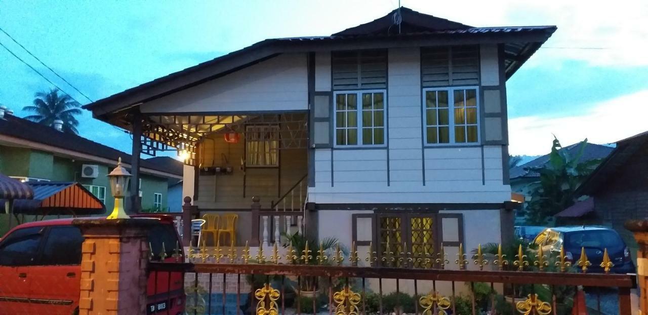 Teratak Opah Kamunting Hotel Taiping Exterior foto